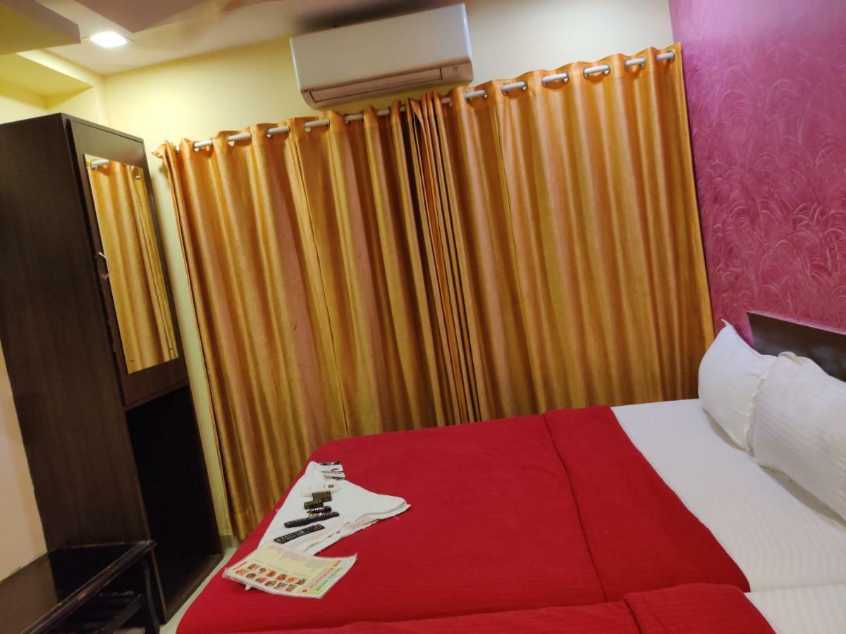 Hotel O Golden Sagar Bombay Eksteriør billede